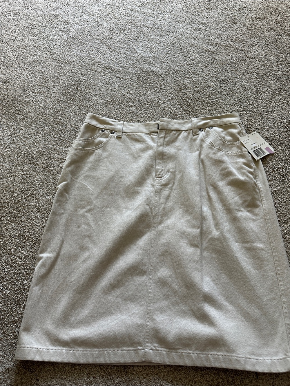 Liz Claiborne Cream A-Line Skirt size 10